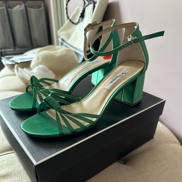 Nina Emerald Green Heels - Picture 2 of 4